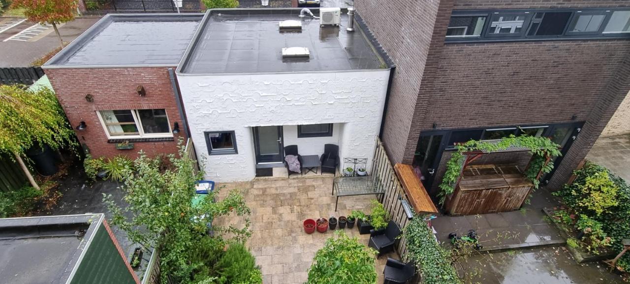 Inntermezzo Almere Bagian luar foto