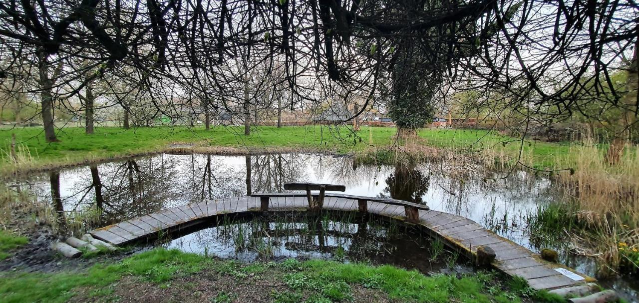 Inntermezzo Almere Bagian luar foto